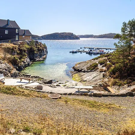 Fantastic Year-around With Boats, Hottube Tatil Evi Steinsland (Vestland)