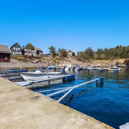 Fantastic Year-around With Boats, Hottube Tatil Evi *