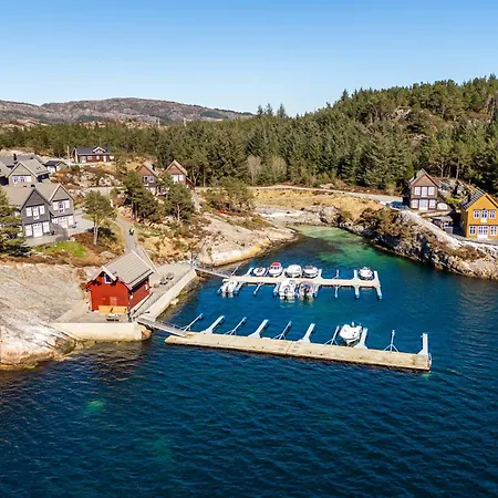 Tatil Evi Fantastic Year-around With Boats, Hottube *